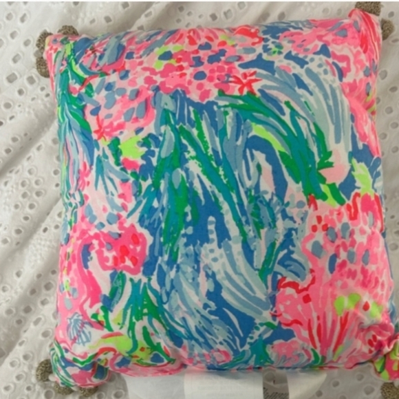Lilly Pulitzer Vibrant Pillow Set - Pink, Blue, Green - Picture 5 of 5